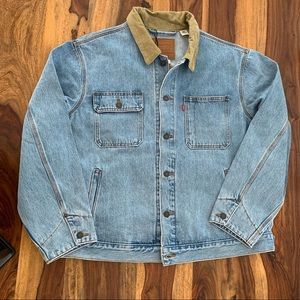 LEVI’S MEN’S JEAN JACKET SIZE L